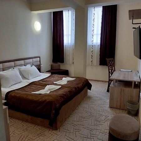 Hotel Dream Stara Zagora Ngoại thất bức ảnh